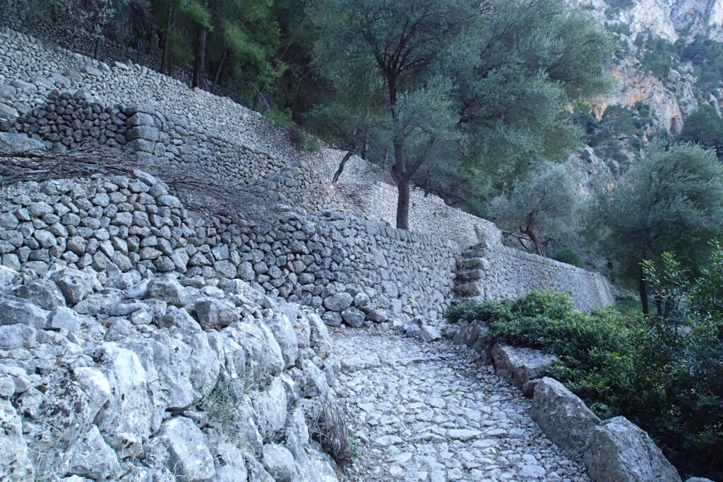 Hiking the Dry Stone Route Mallorca