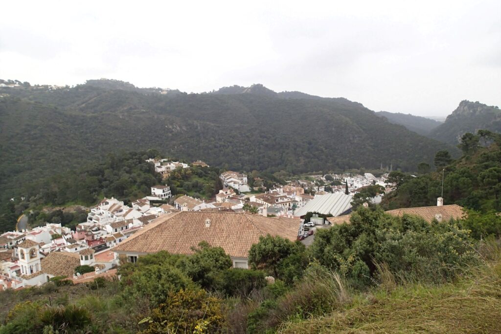 View across Benahavis