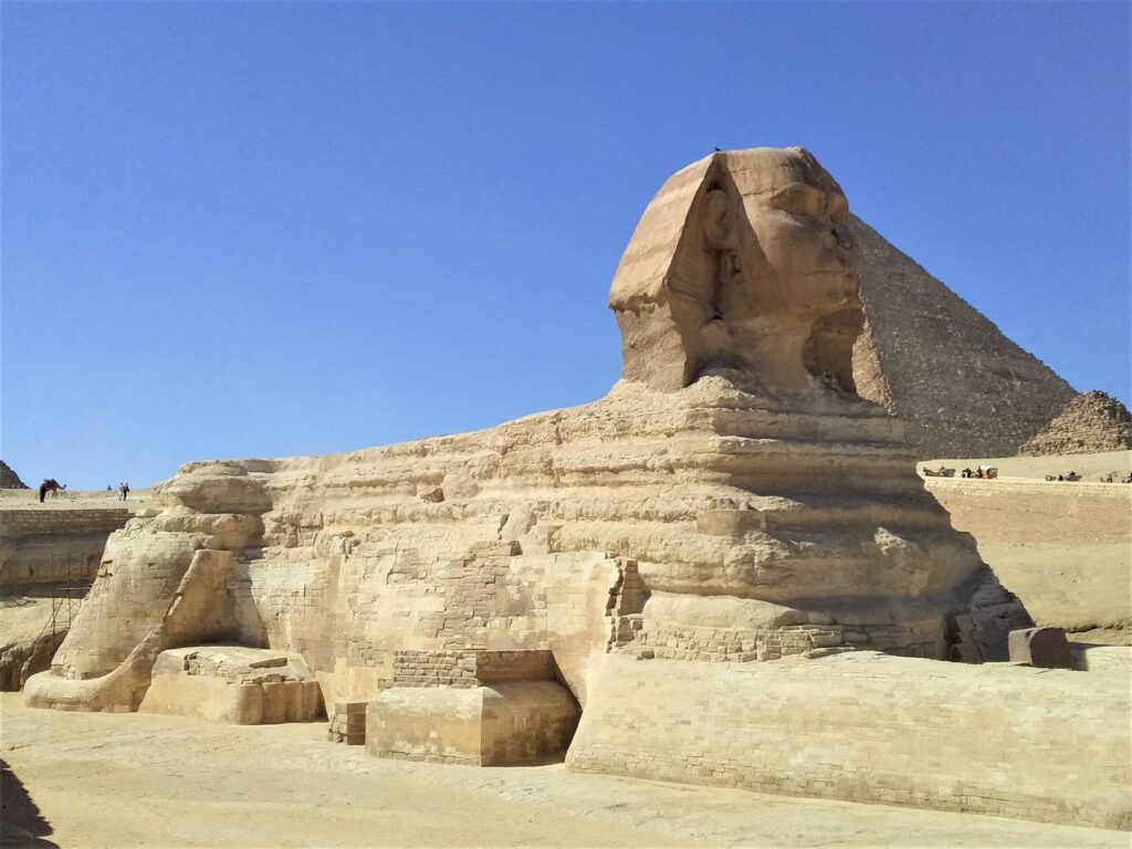 Sphinx outside the pyramids of Giza