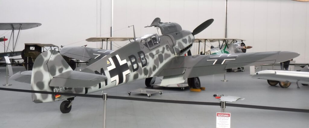 Bf-109 Hangar 10 Zirchow