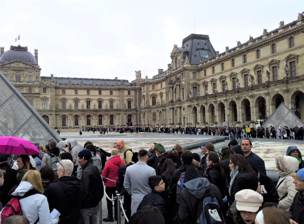 Louvre, Paris