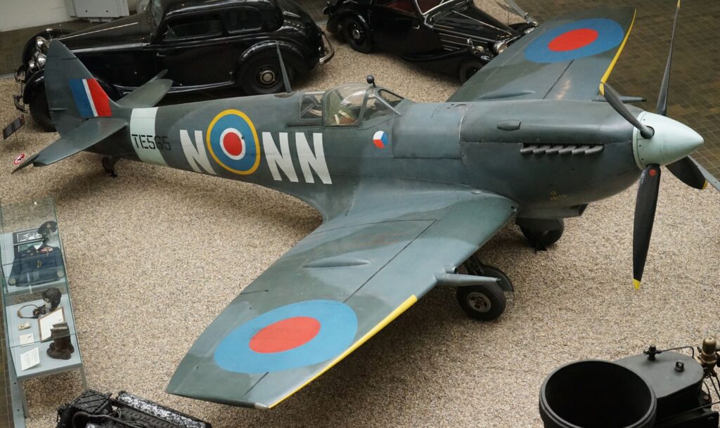 Spitfire TE565